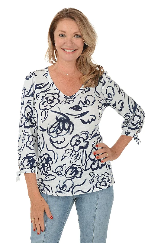 Women's Blouse with Low CollarRosette 3/4 Sleeve Slub Knit Top