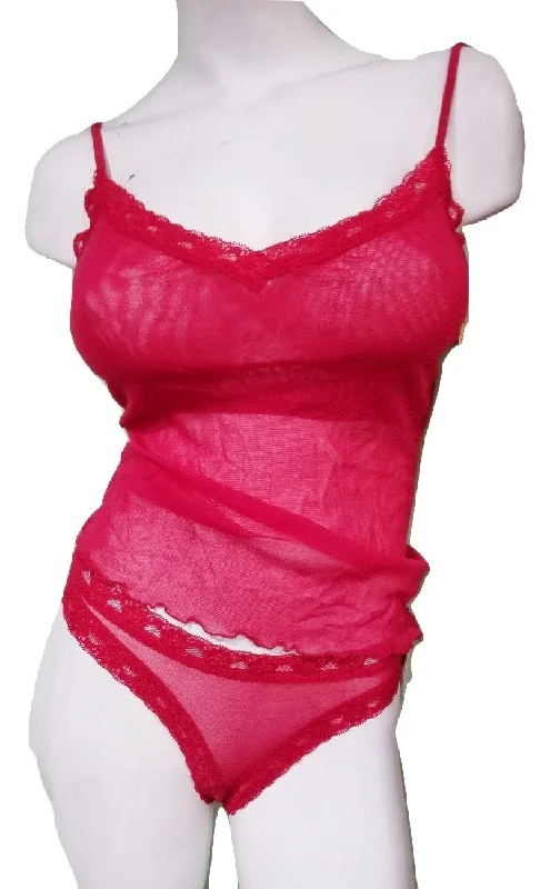 floral lace thong panties with a high-cut design and stretchable waistbandRed Mesh Cami & Thong Set