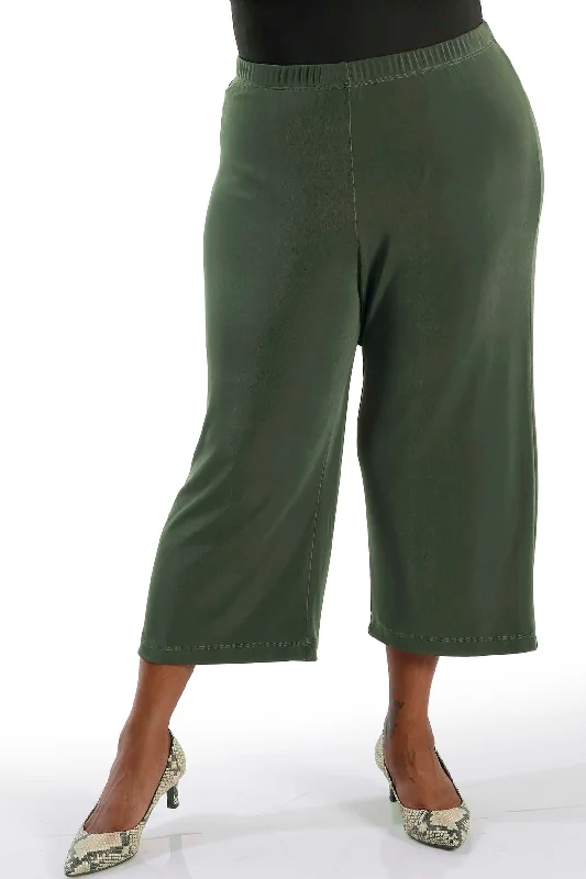 Women's Jodhpurs with Low CollarVikki Vi Classic Olive Crop Pant