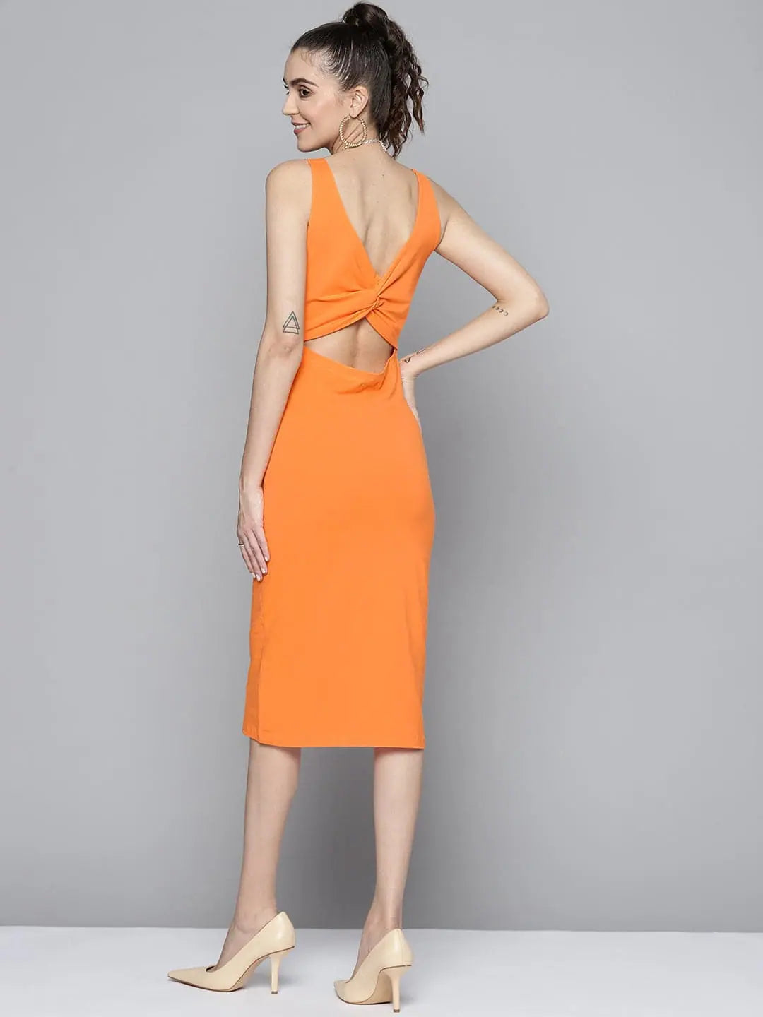 Women's Lapel Collar DressesWomen Orange Back Cut-Out Bodycon Dress