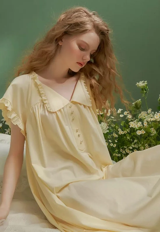 women's pajamas for those who love to stay in and relaxVintage Nightgown, Soft Loose Sleepwear Elegant Princess Night Dress